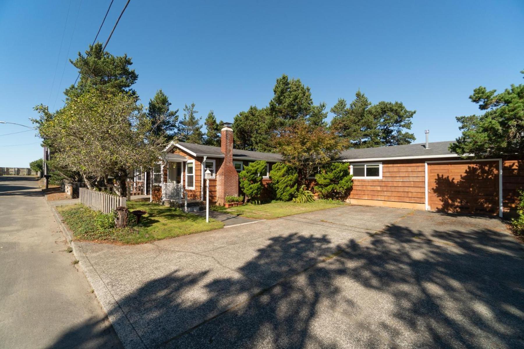 Bella Casa Villa Сийсайд Екстериор снимка